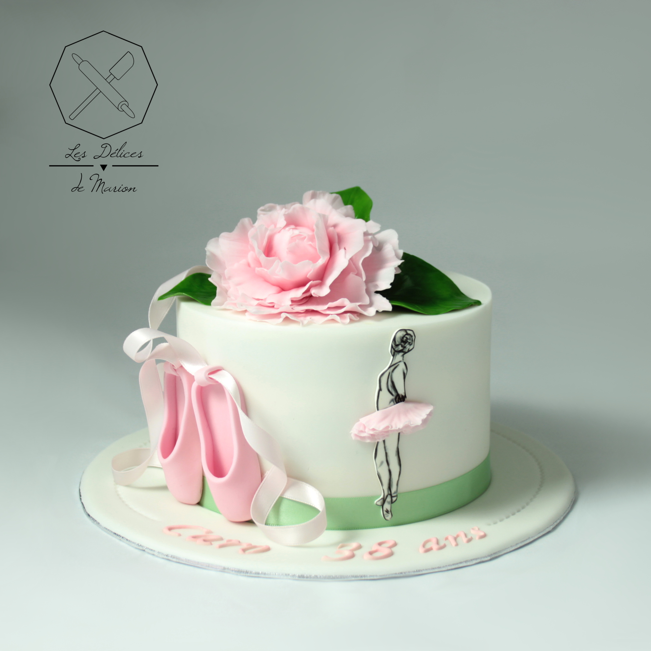 gateau_danse_classique_ballet_ballerine_pivoine_fleur_cake-design_delices-marion
