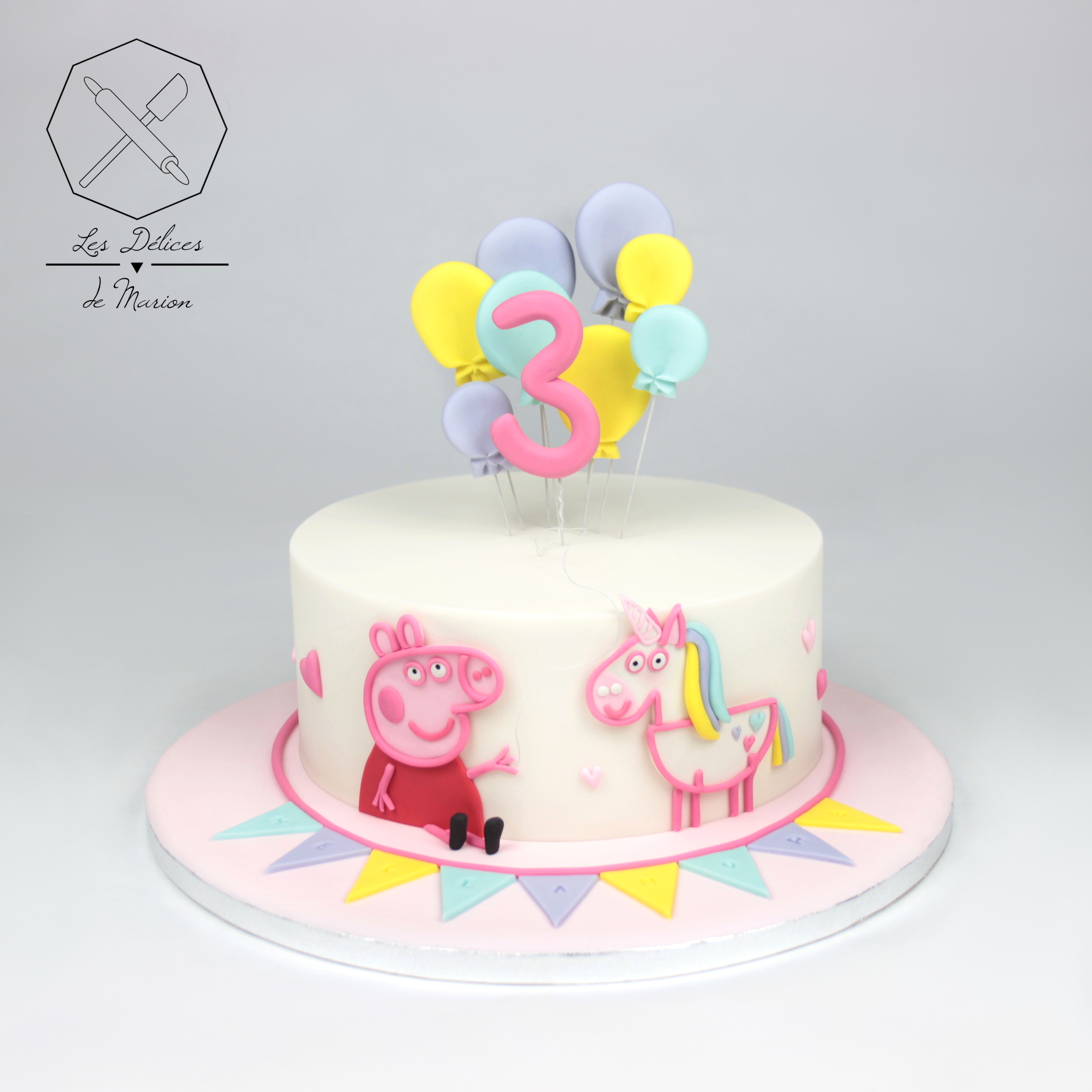 gateau_peppa_pig_licorne_cake-design_delices-marion